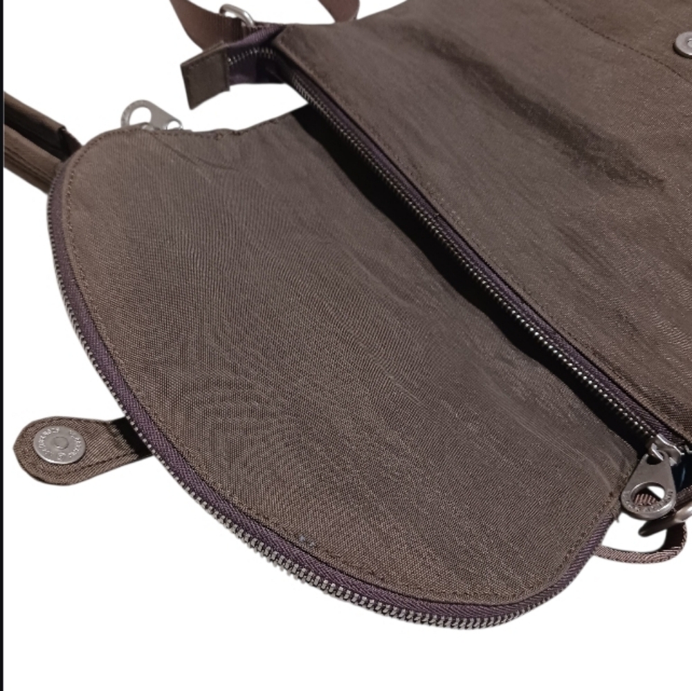 Baggallini Dublin Shoulder Crossbody Bag Detachable Wallet Retired - Picture 5 of 14